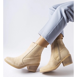 Beigefarbene Stiefeletten aus Öko-Wildleder mit niedrigem Absatz von Sovere 1