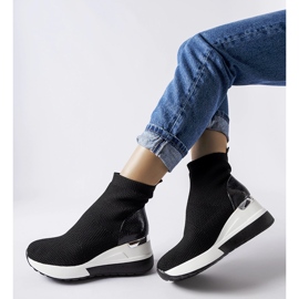 Schwarze Stoffsneaker mit Casgio-Wedges 1