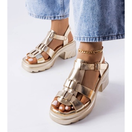 BM Sandalen mit Stiletto-Absatz in Sunset-Gold golden 1