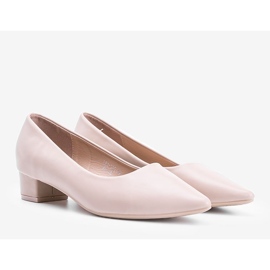 Beige Pumps auf einem niedrigen Zafira-Pfosten 1
