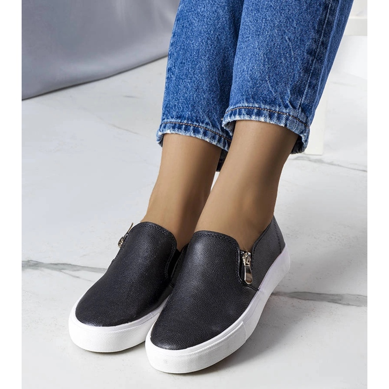 Schwarze Sneakers aus Kunstleder von Denain 1