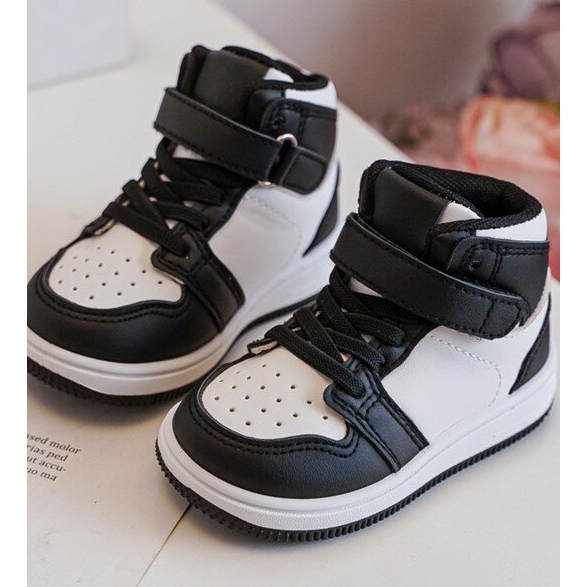 Hohe Kindersportschuhe Weiß und Schwarz Teredite 1