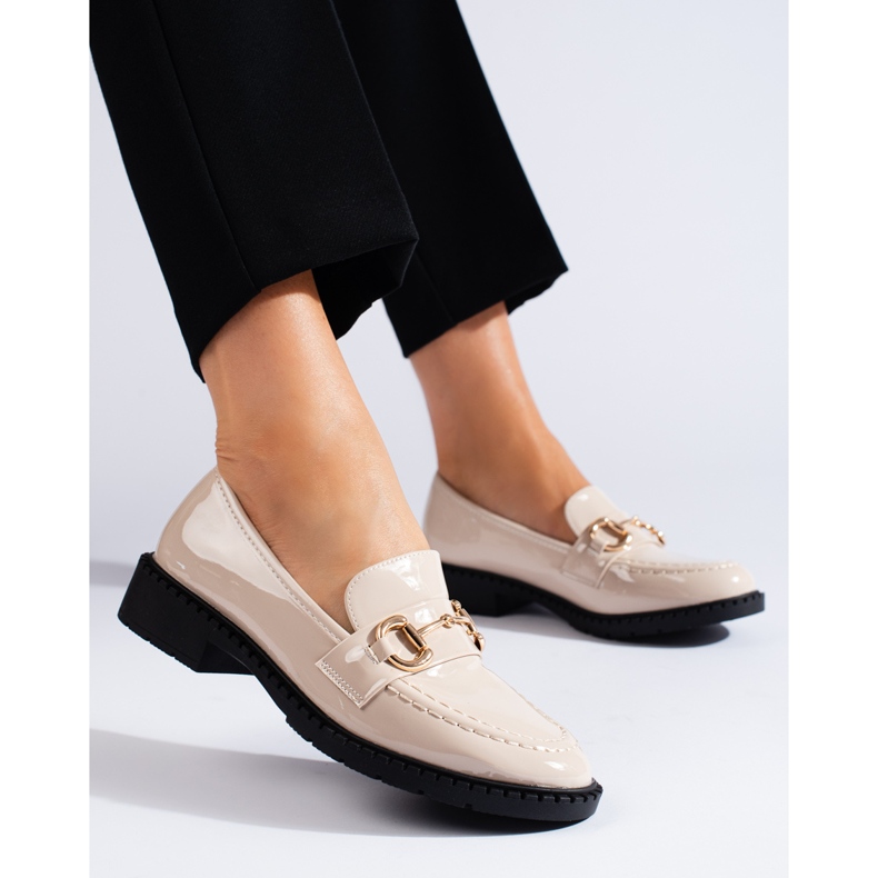 Elegante Shelovet-Loafer in Lackbeige 1