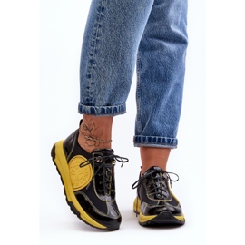Damen-Sportschuhe aus Leder Maciejka 06295-01 Schwarz-Gelb 2