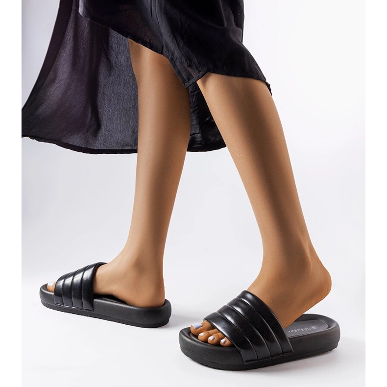 Schwarze, lässige Pantoletten von Skillen 1