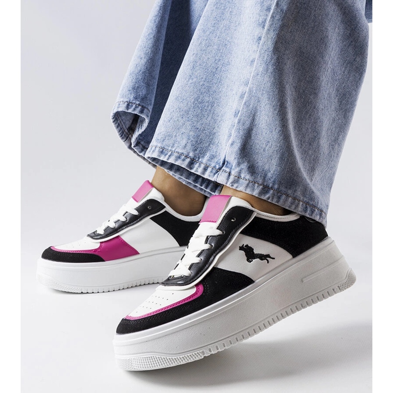 Schwarz-rosa Plateau-Sneaker von Gidle 1