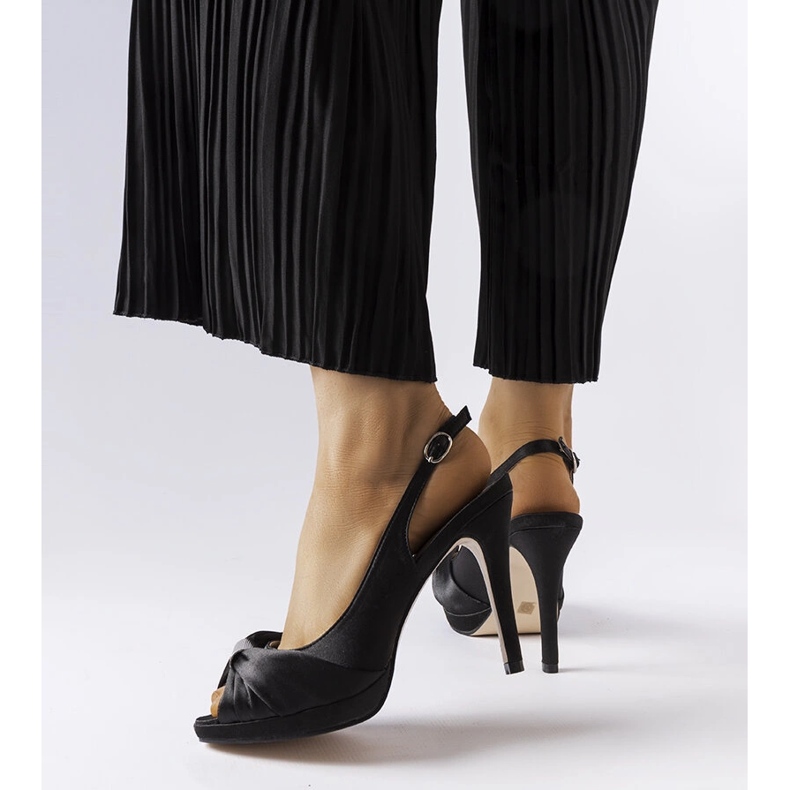 Schwarze High-Heel-Sandalen von Crispin 1