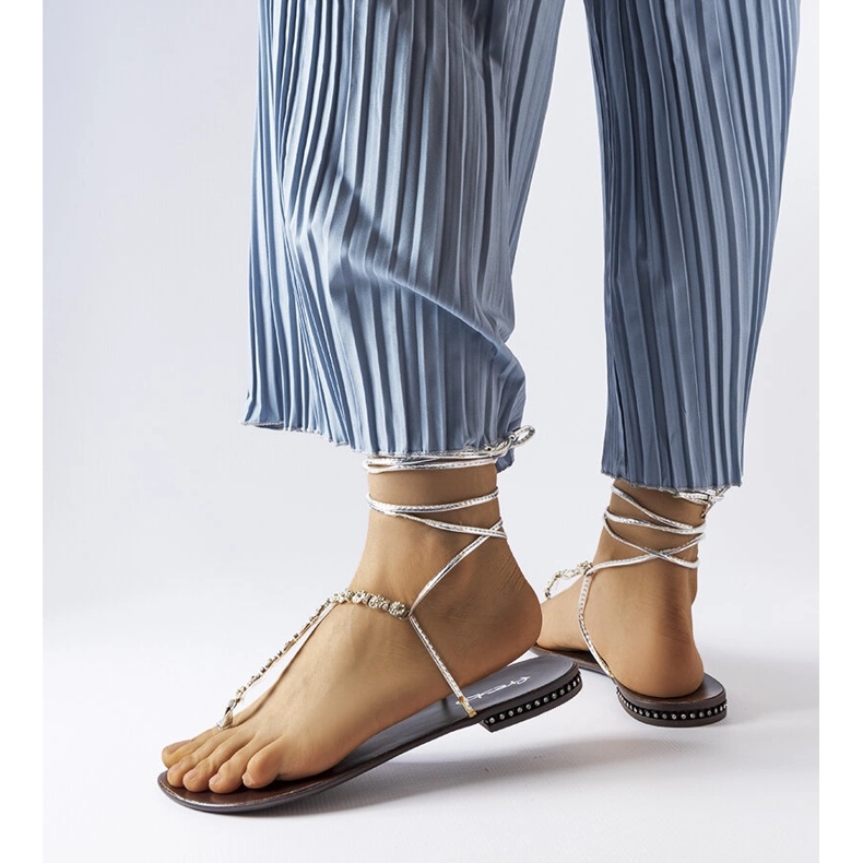 Silberne Sandalen mit Zirkonias von Troghi silber- 1