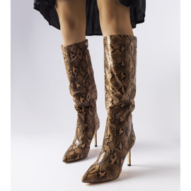 Karminbraune Schlangenleder-Stiefel mit hohem Absatz 1