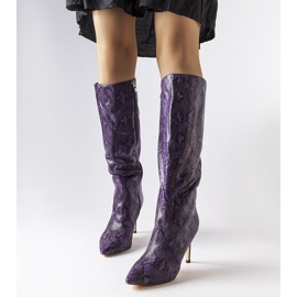 Karminlila Schlangenleder-Stiefel mit hohem Absatz 1