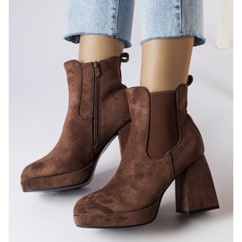 Braune Stiefel aus Öko-Wildleder von Province 1