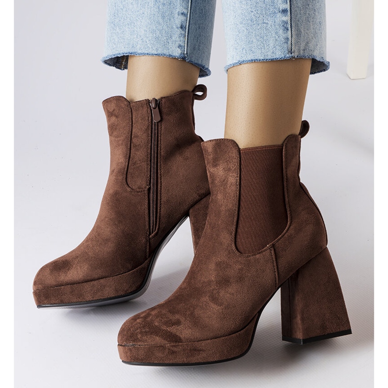 Braune Stiefel aus Öko-Wildleder von Province 1