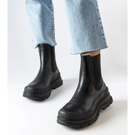 Schwarze Plateaustiefel von Bellucci 1