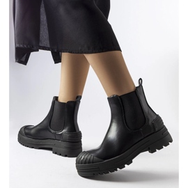 Schwarze Arbeiterstiefel mit Gummieinsätzen von Lange 1