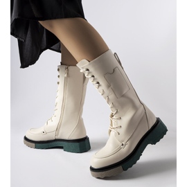 Beigefarbene hohe Stiefel von Nebida 1