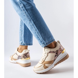 Inna Beige Keilsneaker von Leopoldo 1