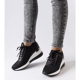 Inna Schwarze Keilsneaker mit Strasssteinen von Vala 1