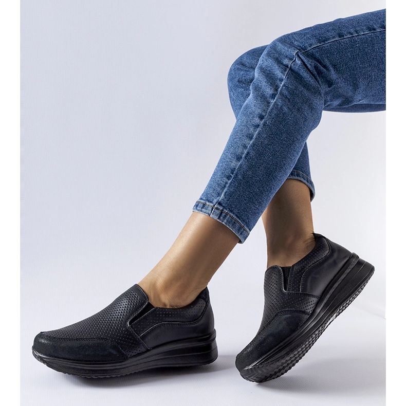 Schwarze, durchbrochene Rhéaume-Keilsneaker 1