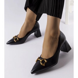 Schwarze Pumps auf einem asymmetrischen Stift 9537 Schwarz 1