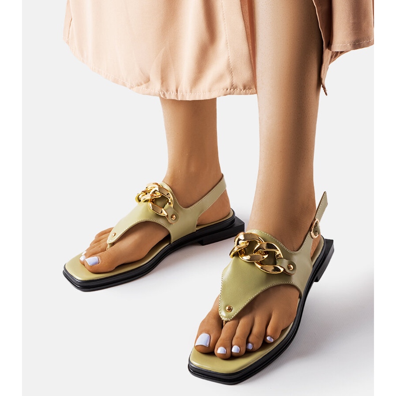 Grüne Flip-Flop-Sandalen mit Kette aus Mali 1