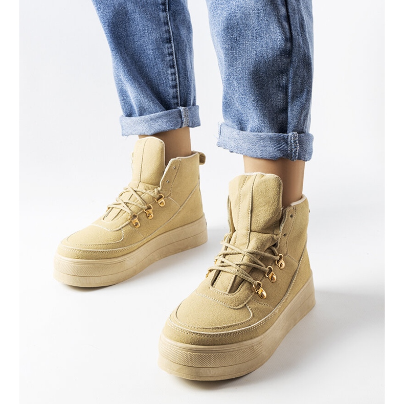 Beige Schnür-Plateaustiefel von Jolin 1