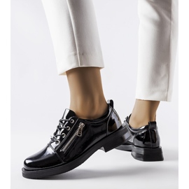 Inna Schwarz lackierte Diamante-Damenschuhe 1