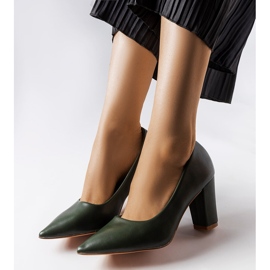Grüne Pumps von Maurelle 1