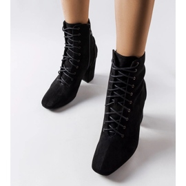 Schwarze Schnürstiefeletten von Drouins 1