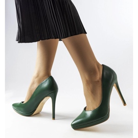 Kristin dunkelgrüne klassische Absätze 1