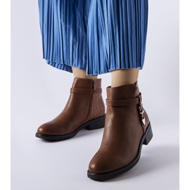 Braune flache Stiefel von Monteforte 1