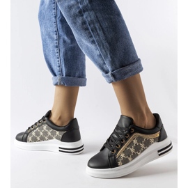 Inna Schwarze Sneakers mit goldenem Einsatz von Agostina 2