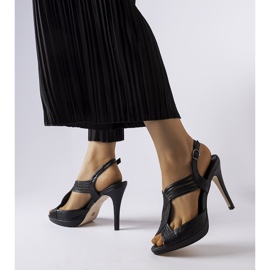 Schwarze Tougas-Sandalen mit hohem Absatz 1