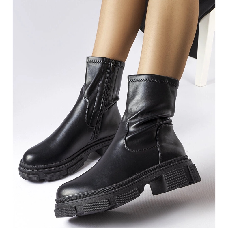 Schwarze isolierte Stiefel von Helvi 1