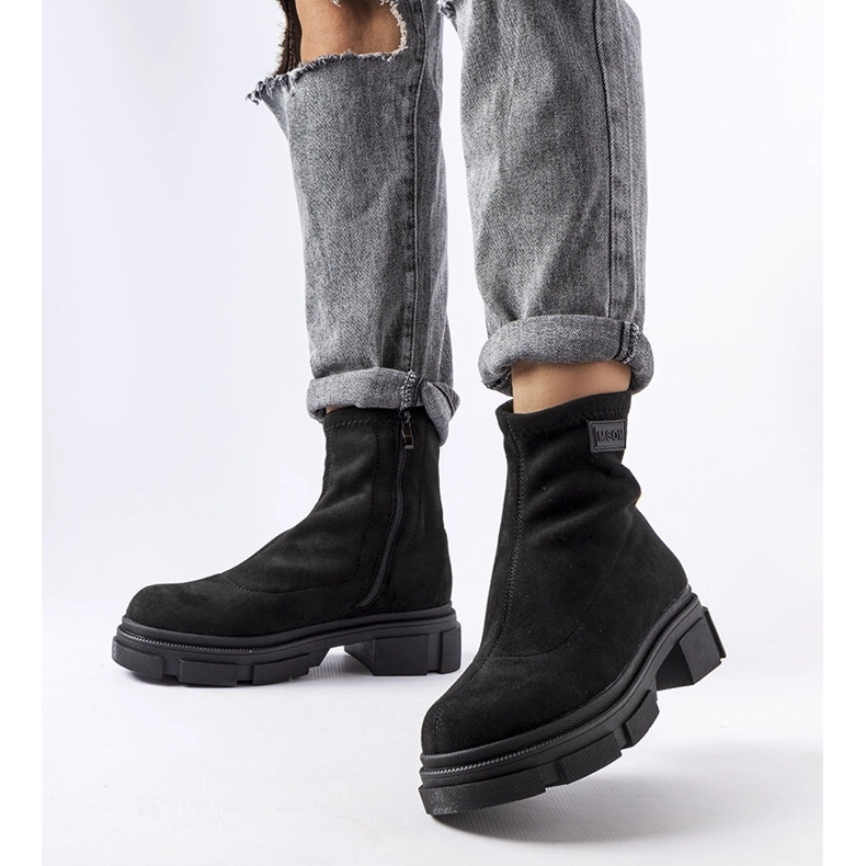 Schwarze isolierte Wildlederstiefel von Inge 1