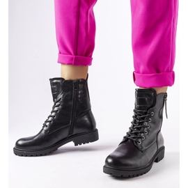 Schwarze isolierte Stiefel von Ailen 1