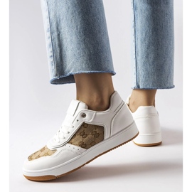 Inna Weiße Turnschuhe, verziert mit dem Isidor-Monogramm 1