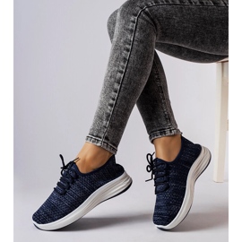 Blaue Sneaker von Tommaso 1