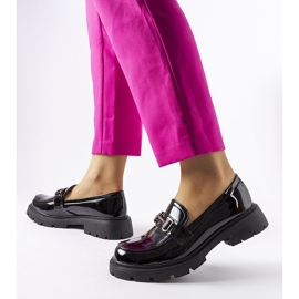 Inna Schwarze Lack-Loafer mit Cantú-Strasssteinen 1