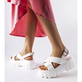 Weiße elegante Plateausandalen Torriana 1