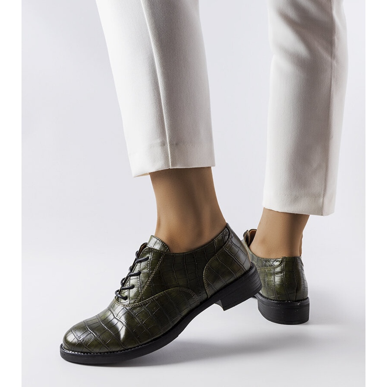 Grüne Brogues 1