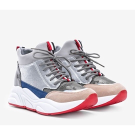 Graue Sneaker auf dicker Cassadi-Sohle 1