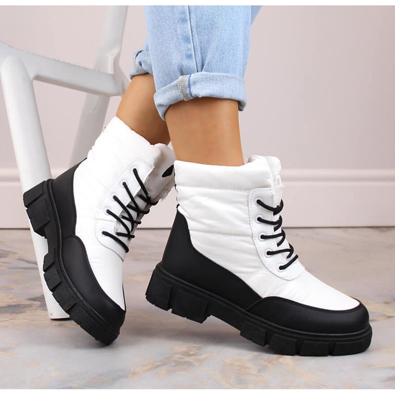 Isolierte Damen-Schneestiefel zum Schnüren, weiß, T.Sokolski Z23-389 1