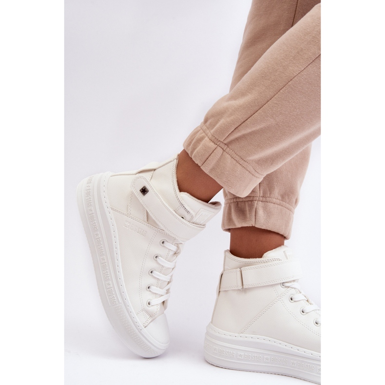 Isolierte Damen-Sneaker auf der Big Star-Plattform, Weiß MM274006 1