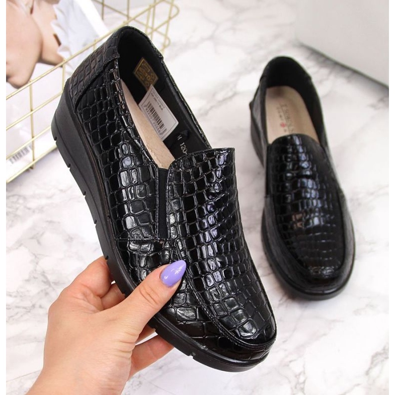 Bequeme lackierte Keilschuhe T.Sokolski W SCA61A, schwarz 1