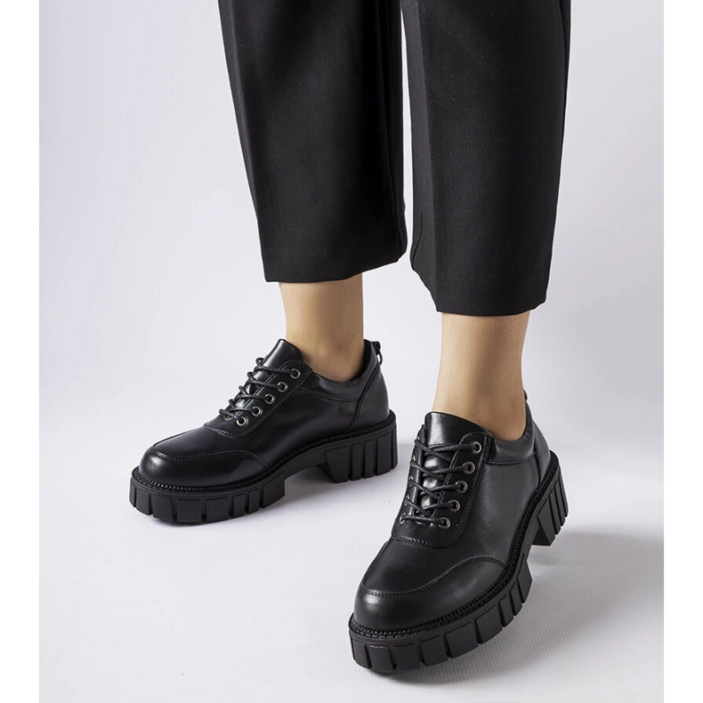 Schwarze massive klassische Severino-Schuhe 1