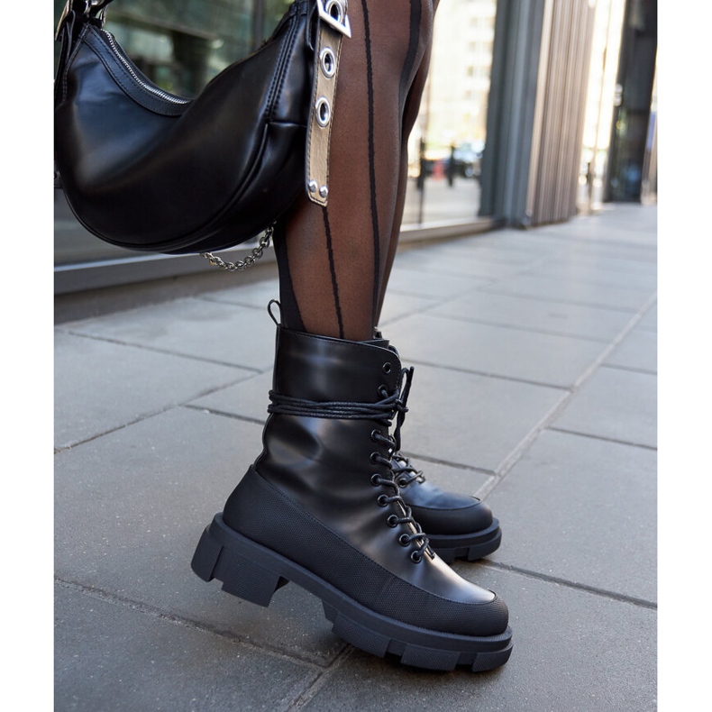 Schwarze klassische isolierte Apodaca-Arbeiter 2