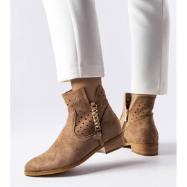 Beige Stiefel mit durchbrochenen Einsätzen von Vinceza 1