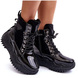 Isolierte Stiefeletten auf massivem Plateau, schwarz 3