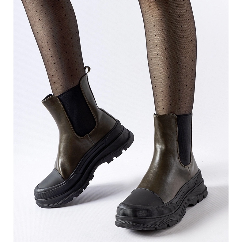 Grüne Schuhe mit Sportsohle von Ermanno 1