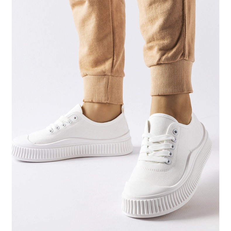 Weiße Collepepe-Plateau-Sneaker 1